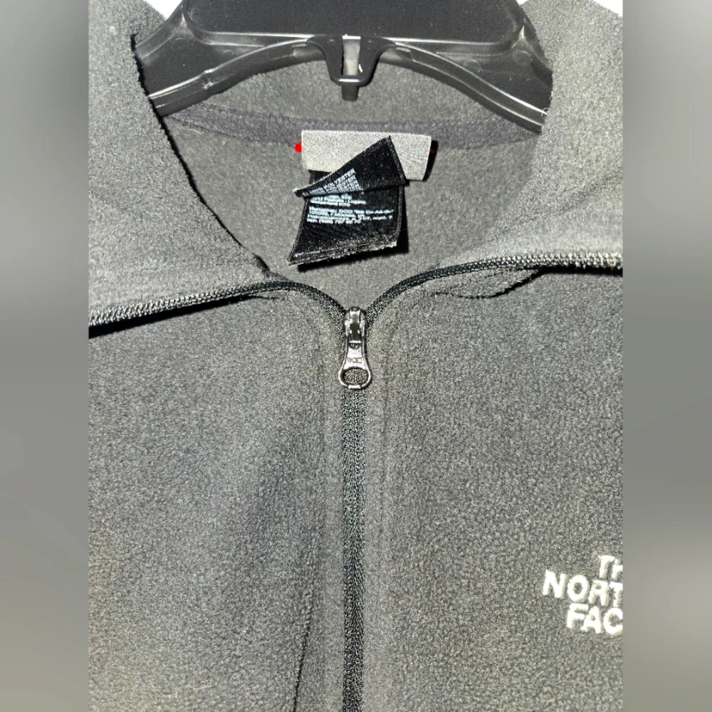 The North Face Men's M  Polartec Classic 1/4 Zip Fleece Pull-over